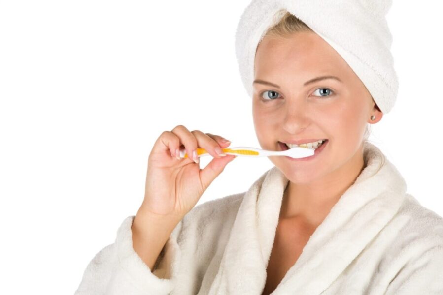 Brushing Up on Oral Health: Your In-Depth Guide to a Dazzling Smile
