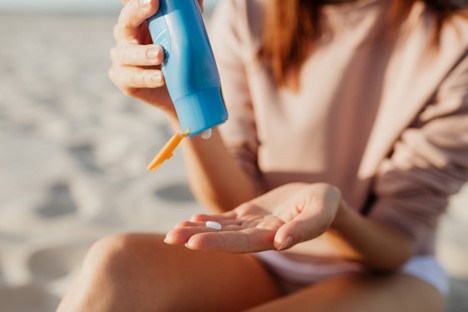 Protect Your Skin: The Ultimate Guide to Healthy Sunscreen