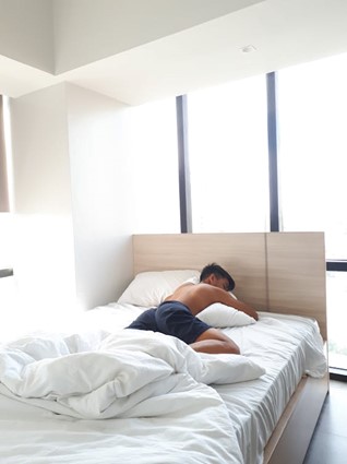 Sleep Smart: Maximizing Rest without Overstaying in Bed