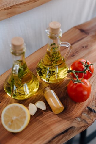 Harness the Health Benefits of Extra-Virgin Olive Oil Without Overdoing the Calories