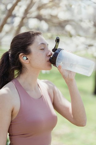 Feeling Drained? A Guide to Rehydrating Faster Than Ever